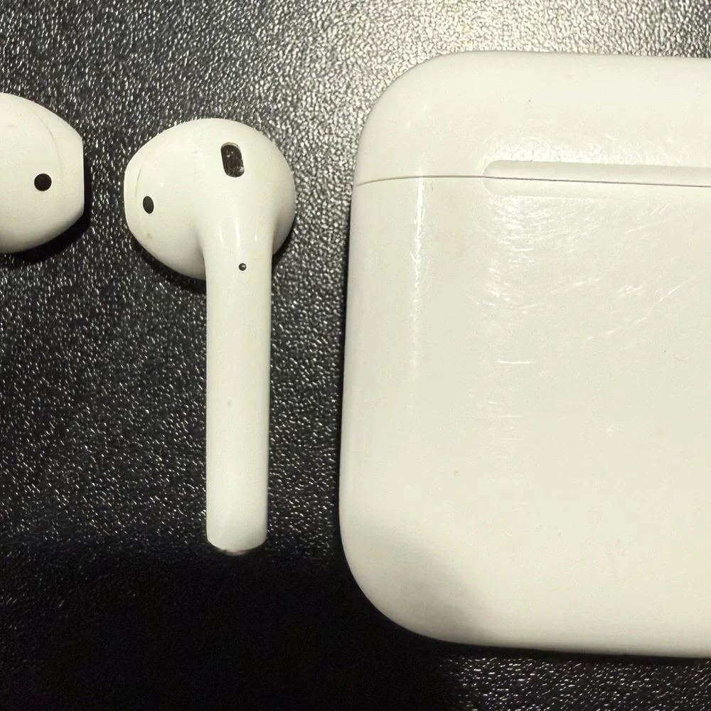 Apple AirPods with Charging Case - White